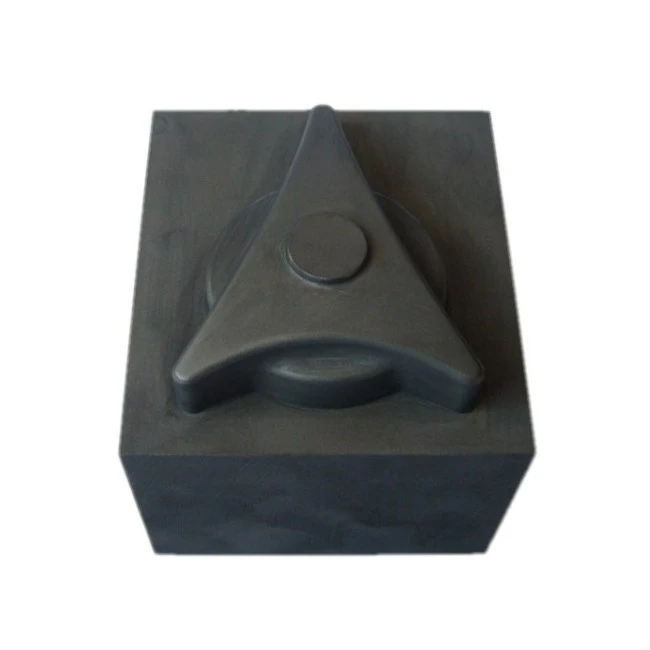 (4)